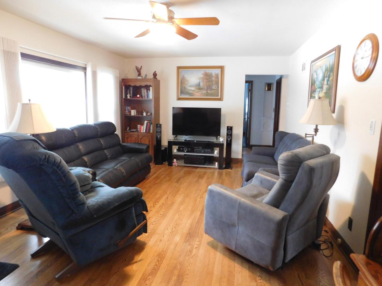 7732 West Cleveland AVENUE