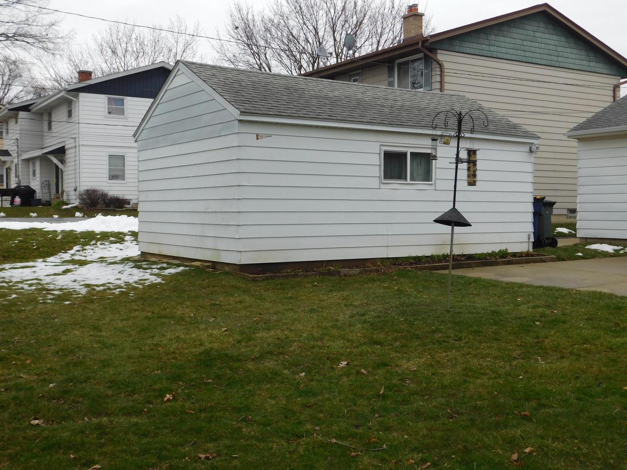 7732 West Cleveland AVENUE