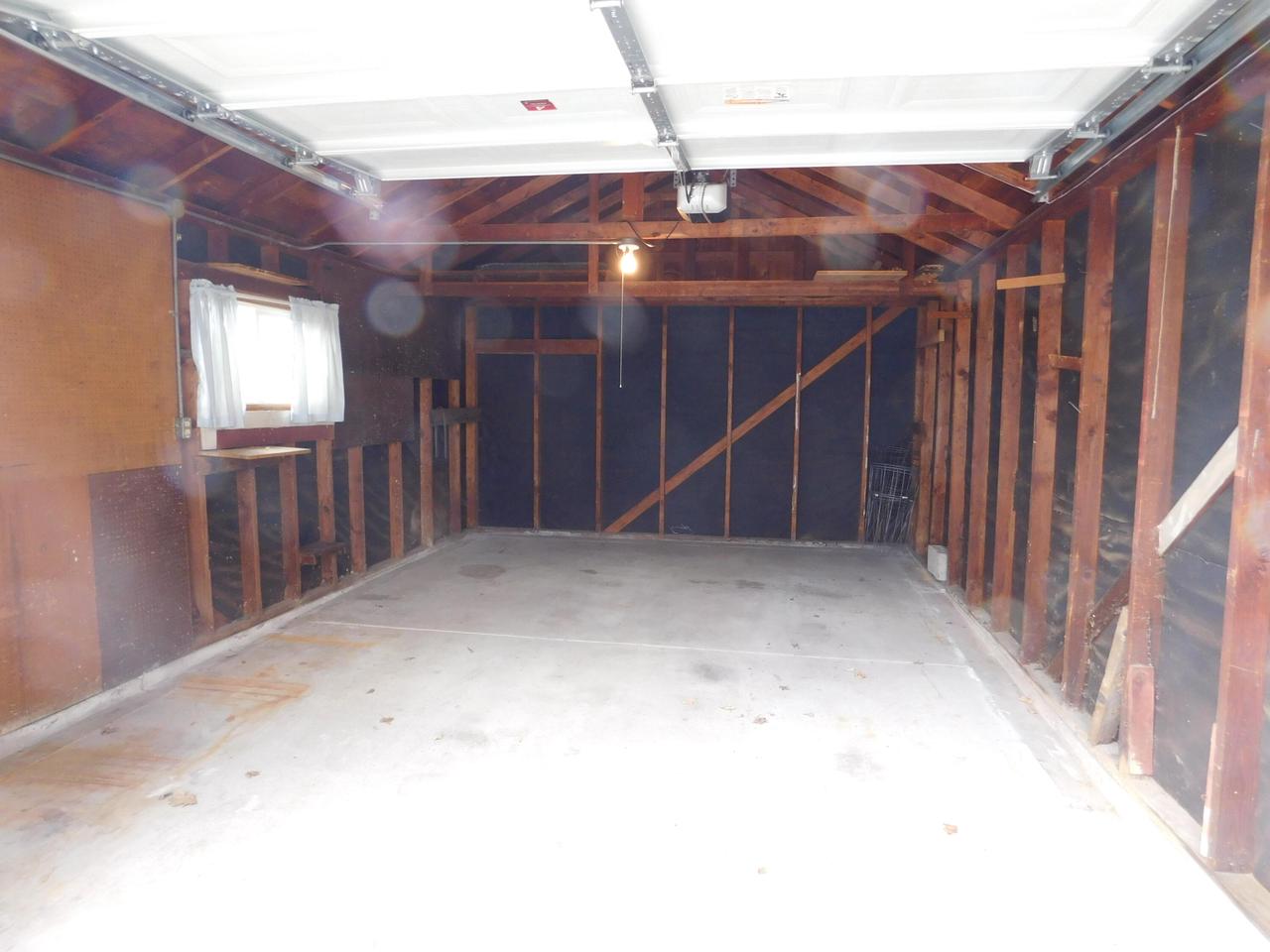 7732 West Cleveland AVENUE