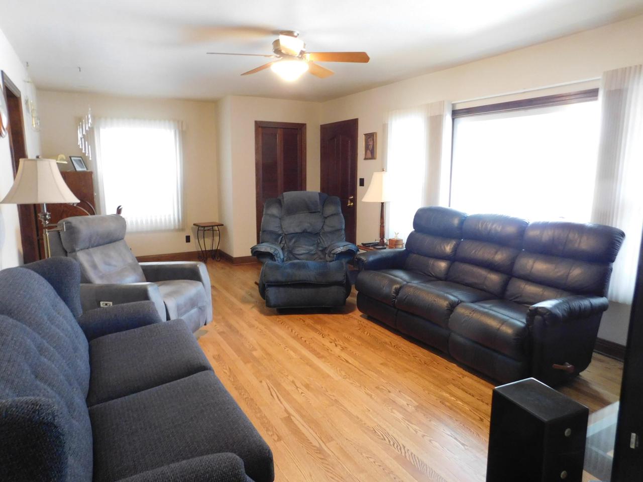 7732 West Cleveland AVENUE