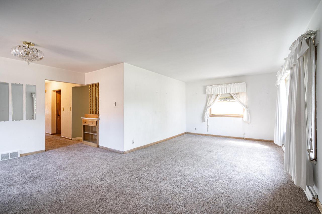 4078 North 61st STREET 4080