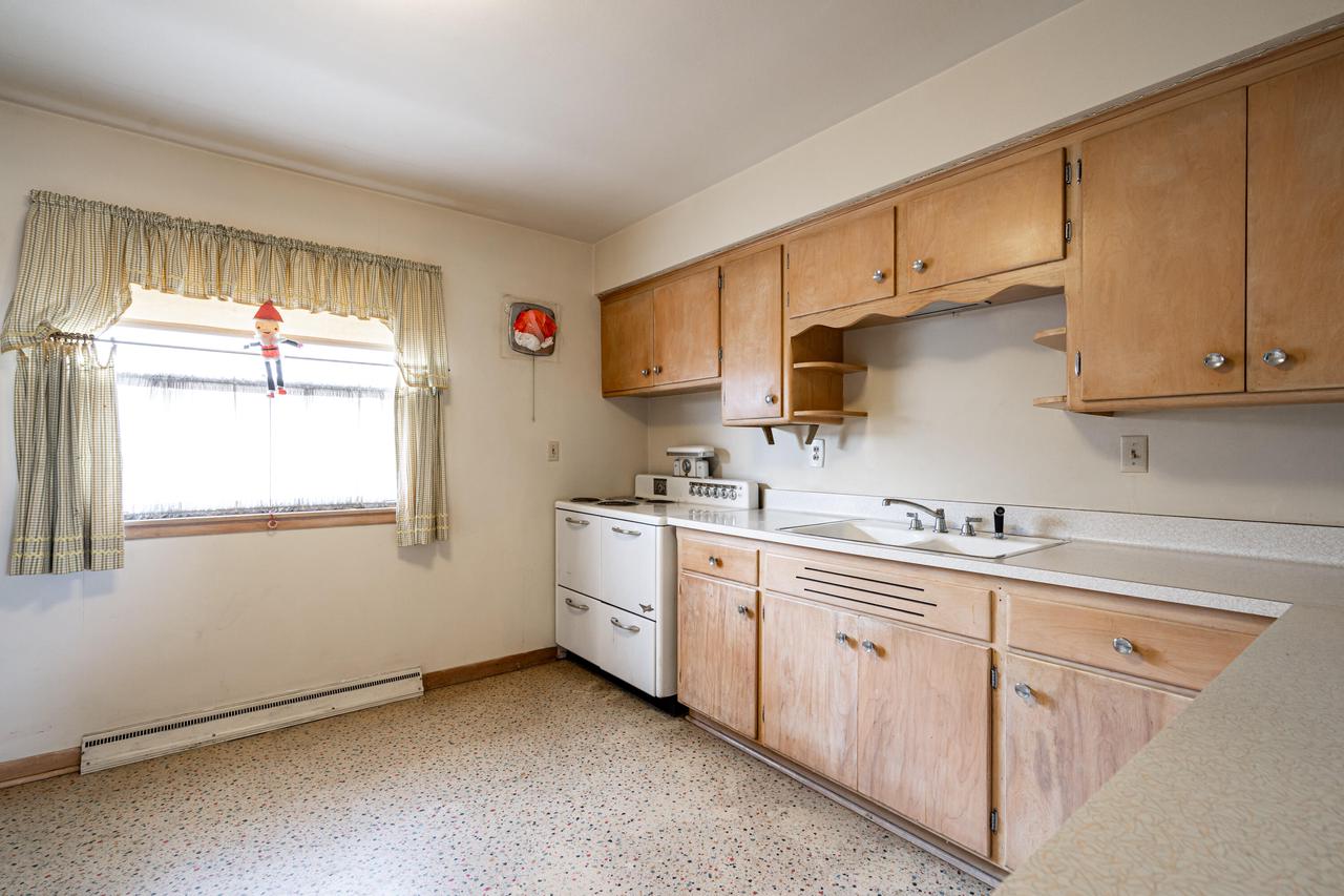 4078 North 61st STREET 4080