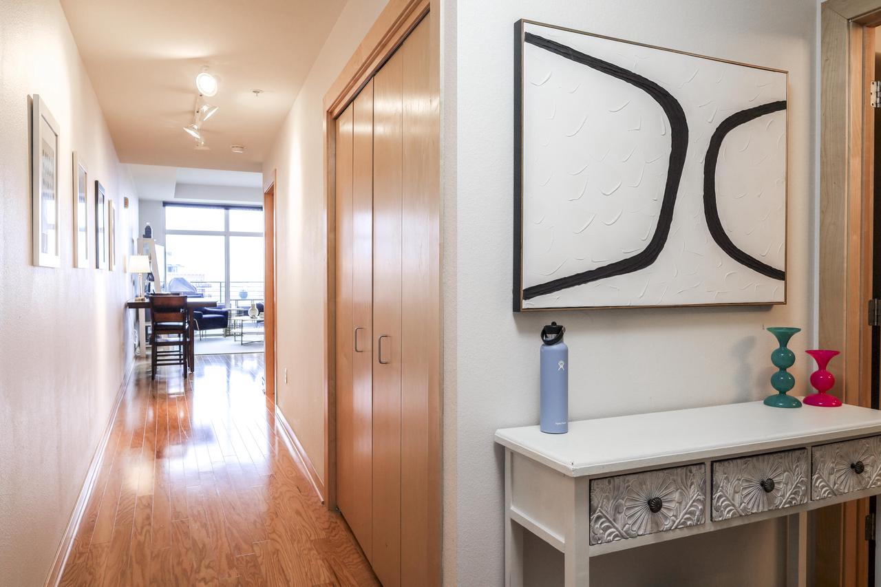 106 West Seeboth STREET 706