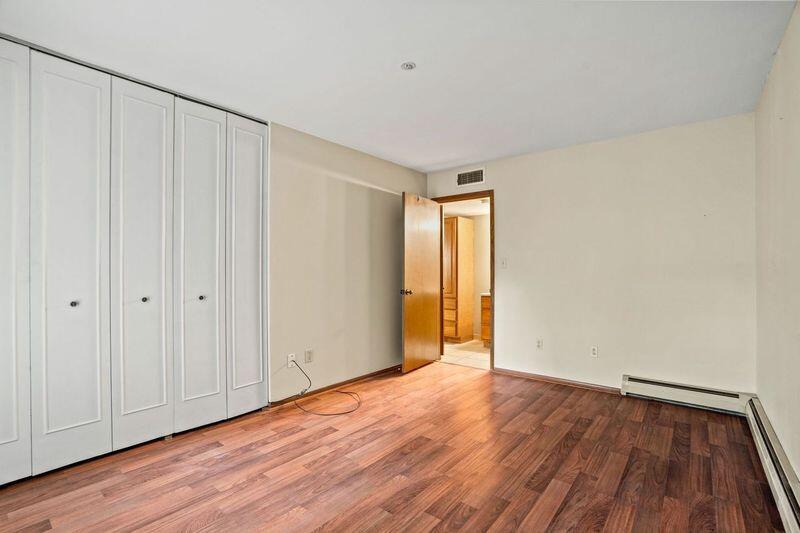 4117 West Rivers Edge CIRCLE 6