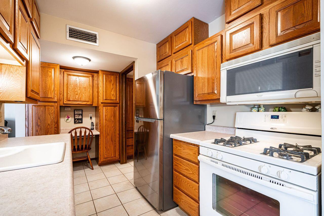 4117 West Rivers Edge CIRCLE 6