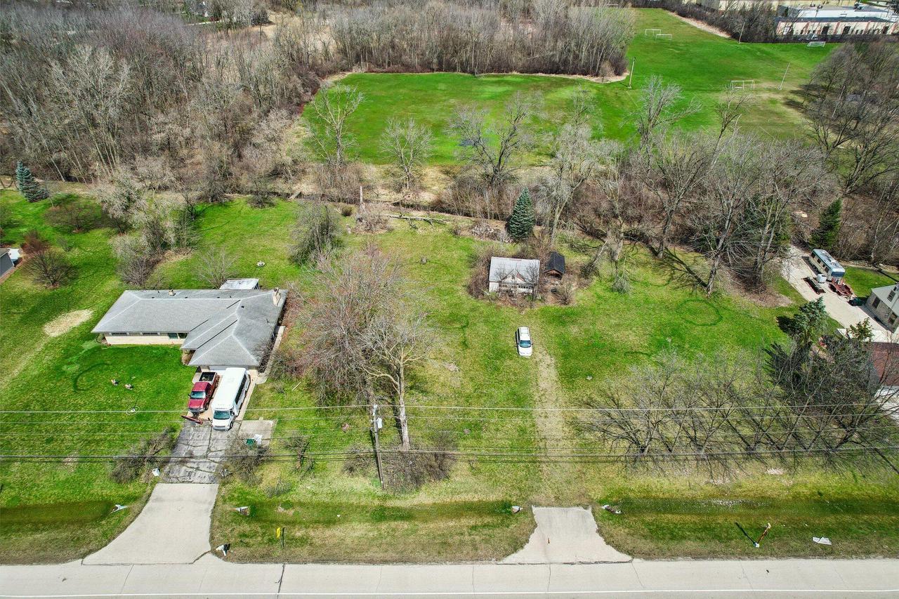 N56W14982 Silver Spring DRIVE