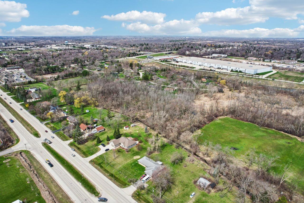 N56W14982 Silver Spring DRIVE