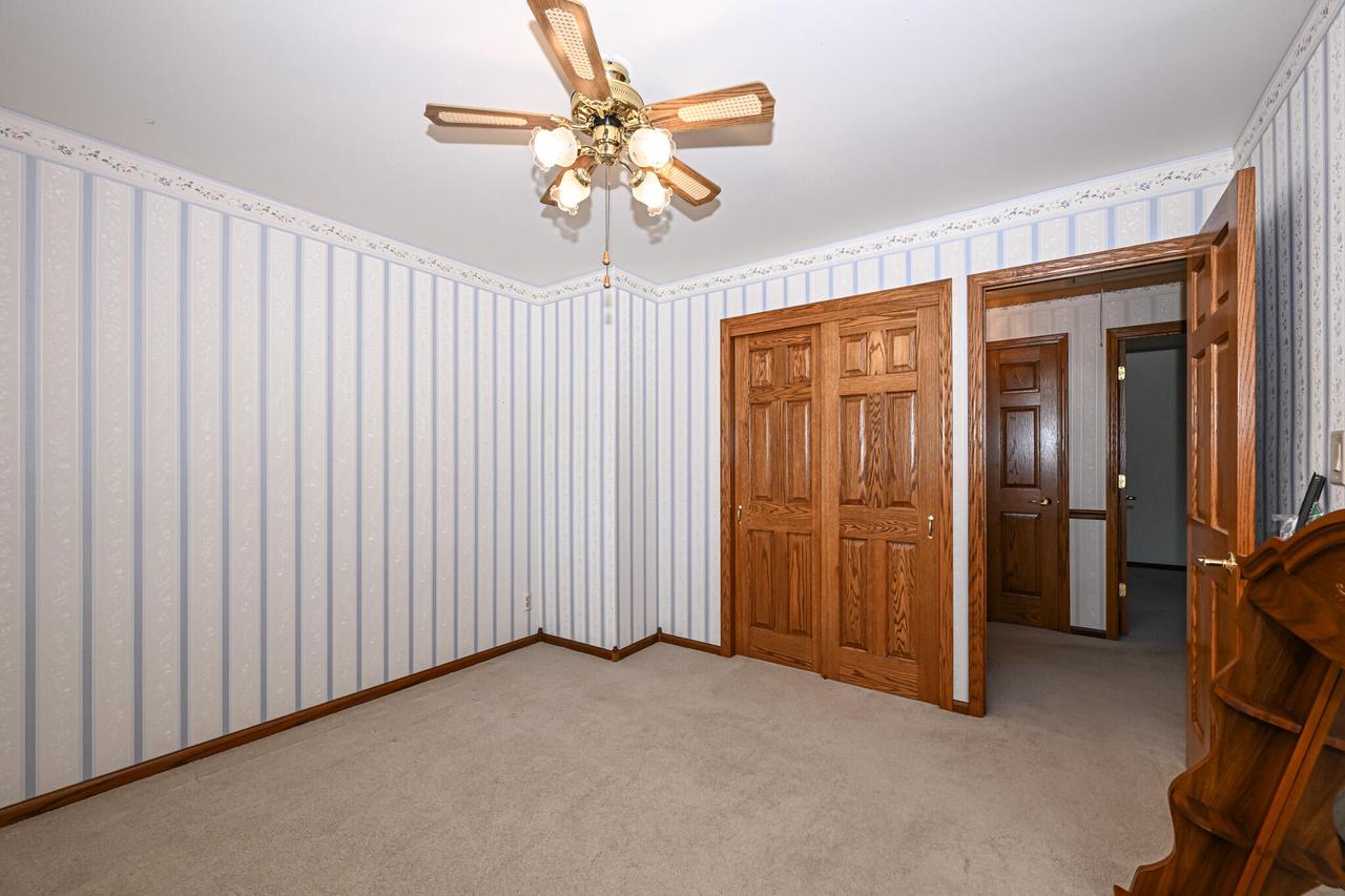 3040 West Forest Hill AVENUE