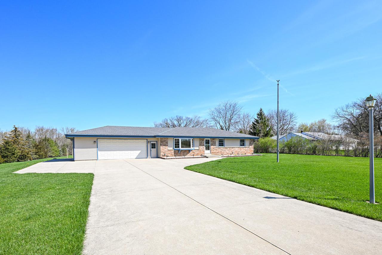 3040 West Forest Hill AVENUE