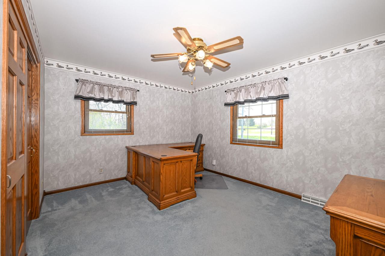 3040 West Forest Hill AVENUE