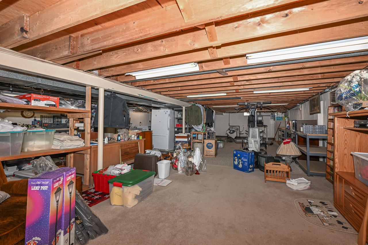 3040 West Forest Hill AVENUE