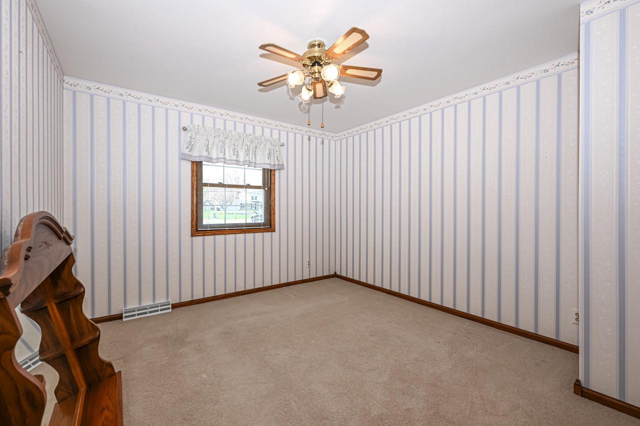 3040 West Forest Hill AVENUE