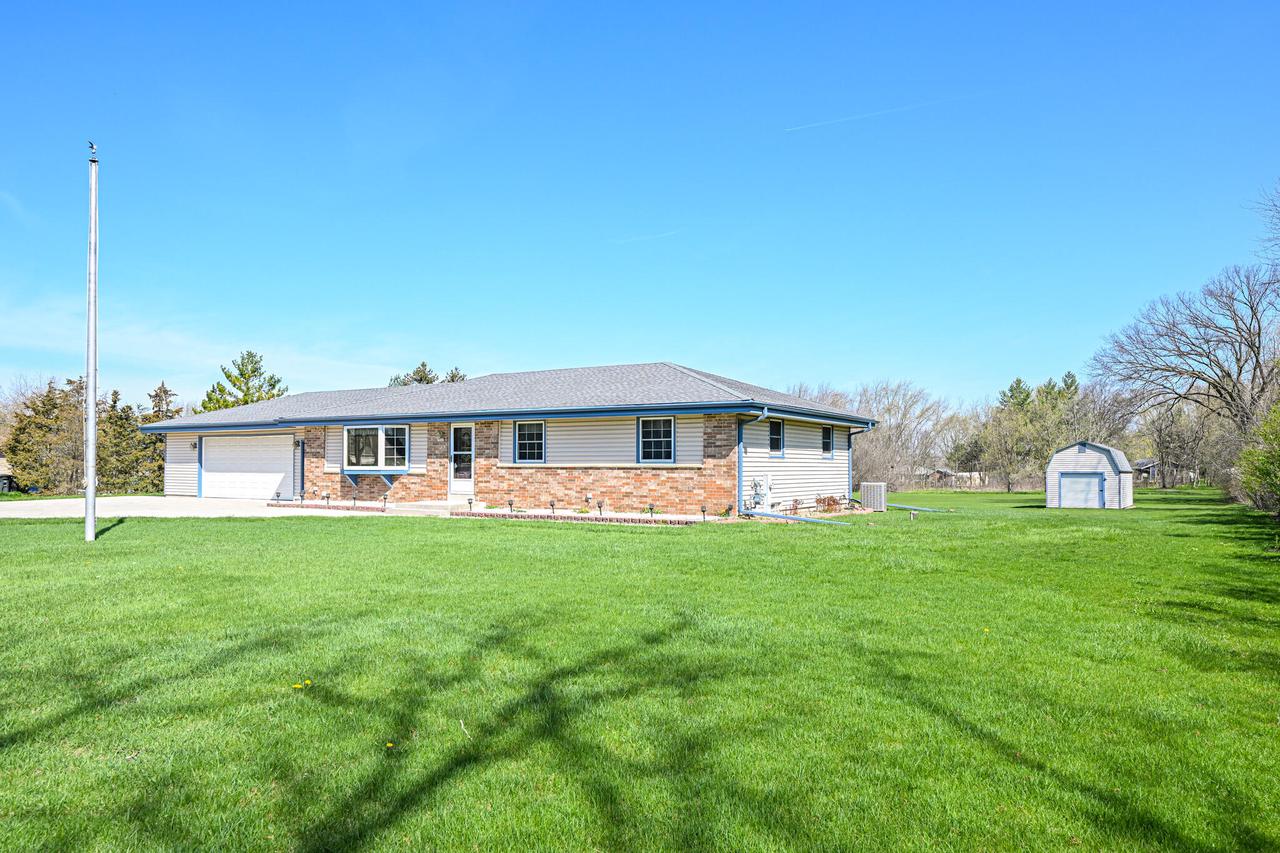 3040 West Forest Hill AVENUE