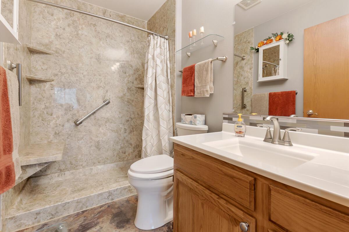 4977 West Maple Leaf CIRCLE