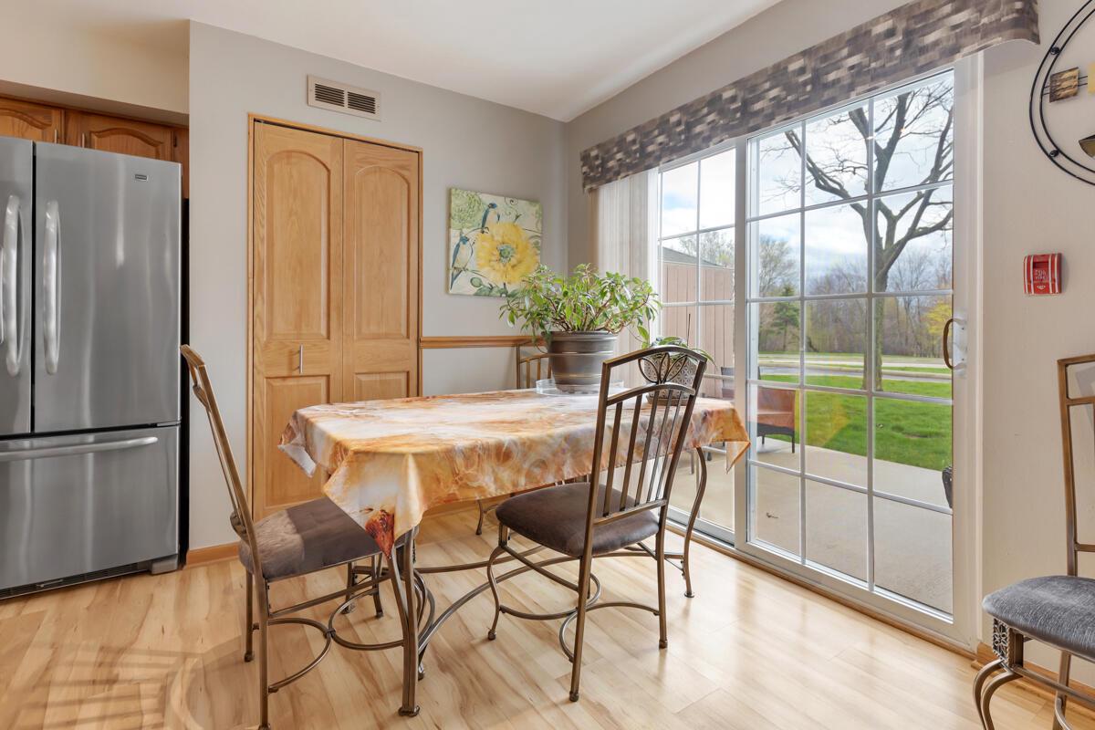 4977 West Maple Leaf CIRCLE