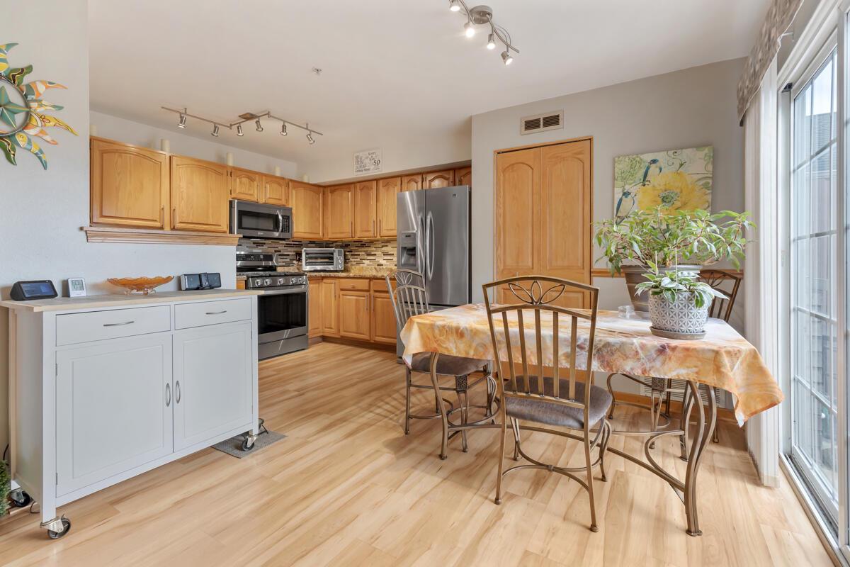 4977 West Maple Leaf CIRCLE