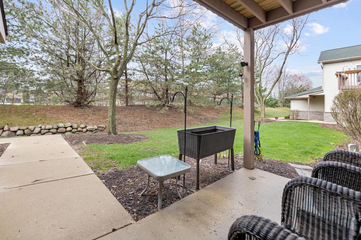 4977 West Maple Leaf CIRCLE