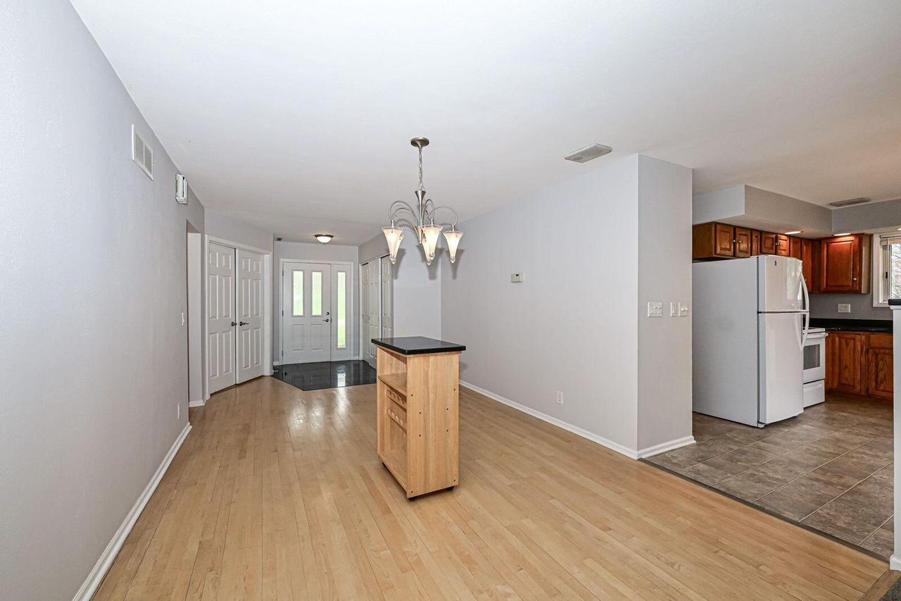 19110 Emerald DRIVE 19120