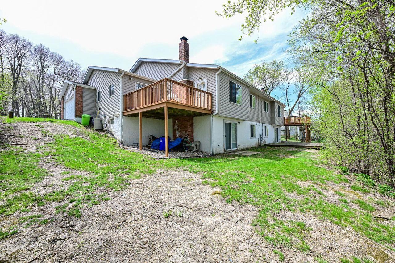 19110 Emerald DRIVE 19120