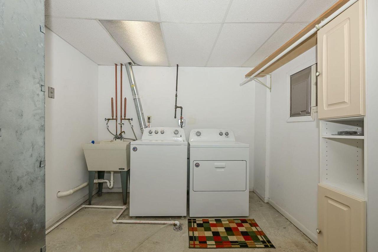 19110 Emerald DRIVE 19120