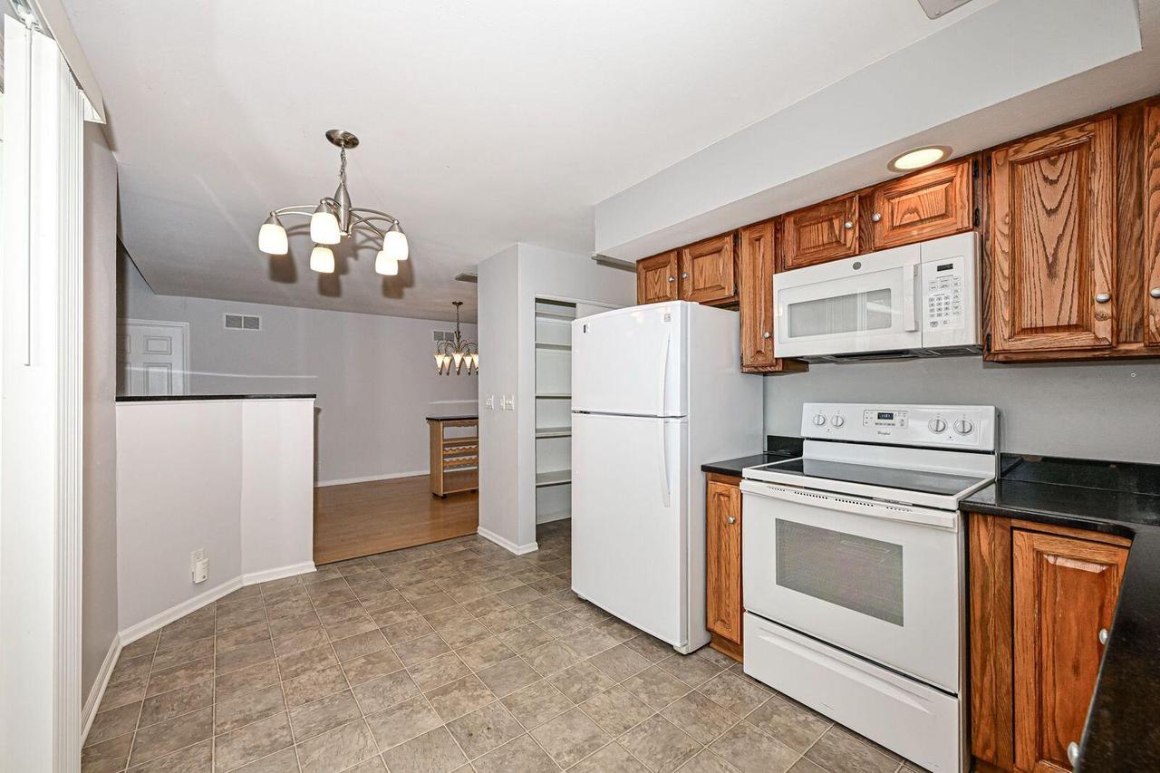 19110 Emerald DRIVE 19120