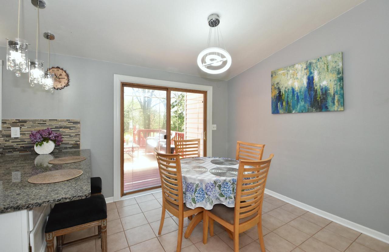 W251S4500 Oakview DRIVE