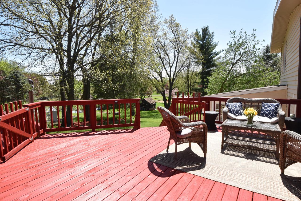 W251S4500 Oakview DRIVE