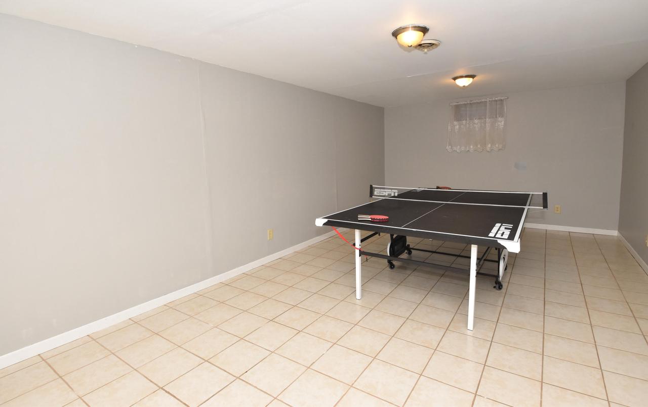 W251S4500 Oakview DRIVE