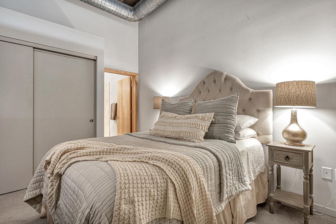 311 East Erie STREET 324