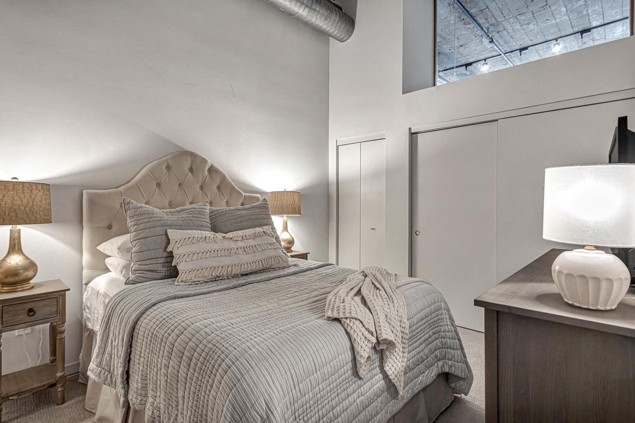 311 East Erie STREET 324