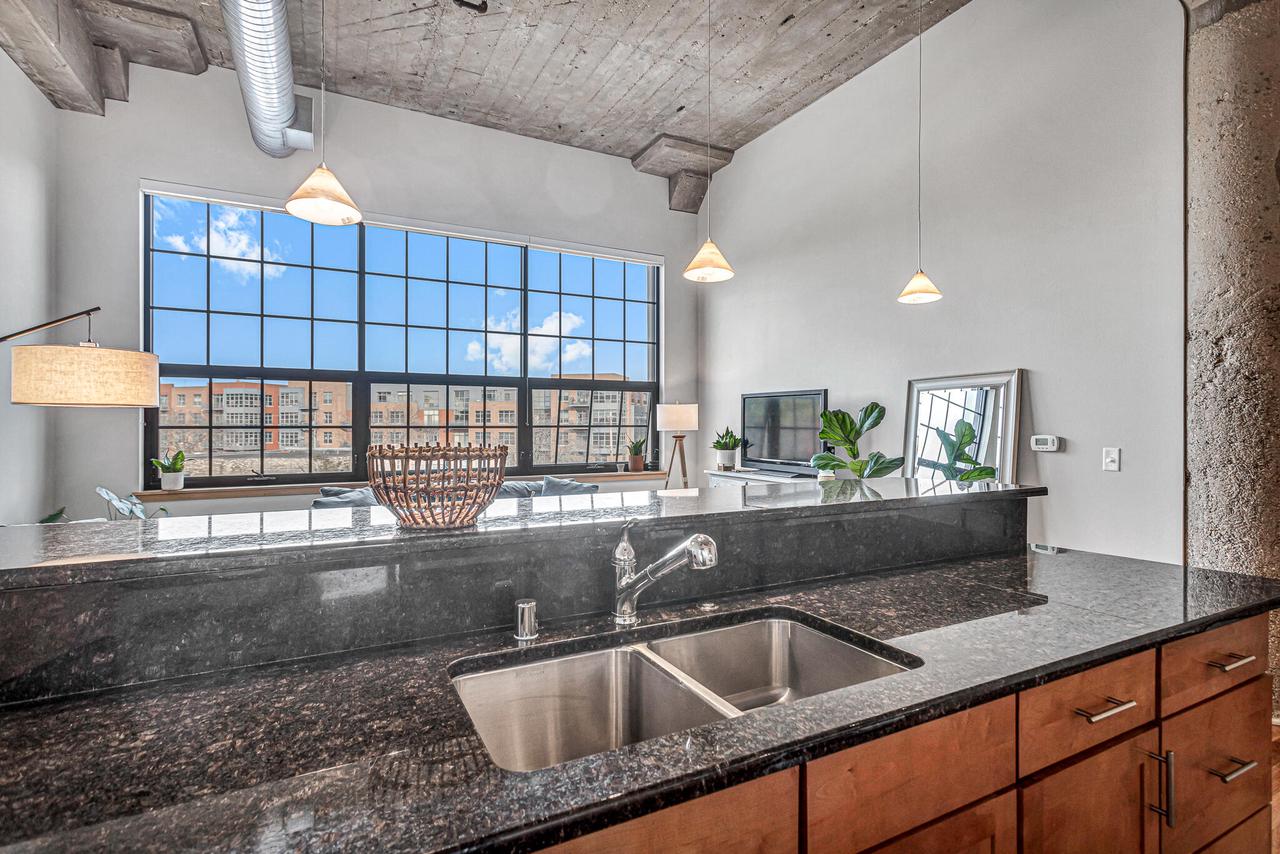 311 East Erie STREET 324