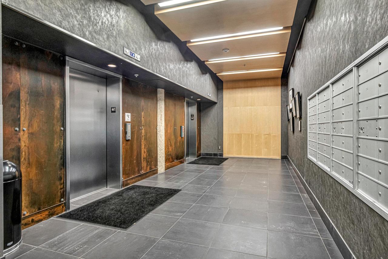 311 East Erie STREET 324