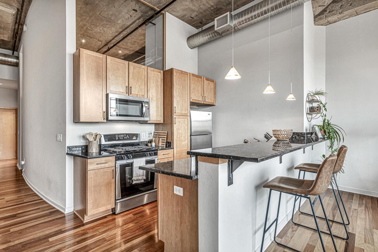 311 East Erie STREET 324