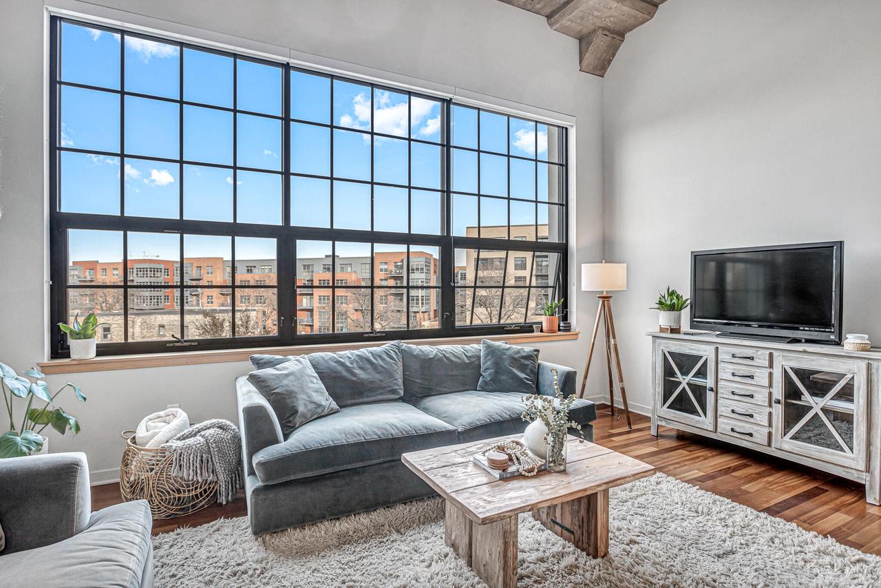 311 East Erie STREET 324