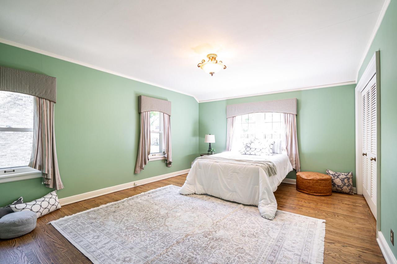 2413 North 86th STREET