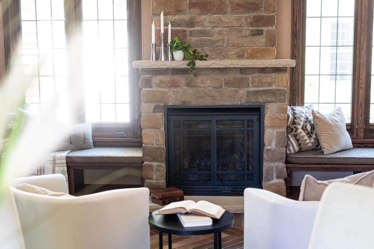 2413 North 86th STREET