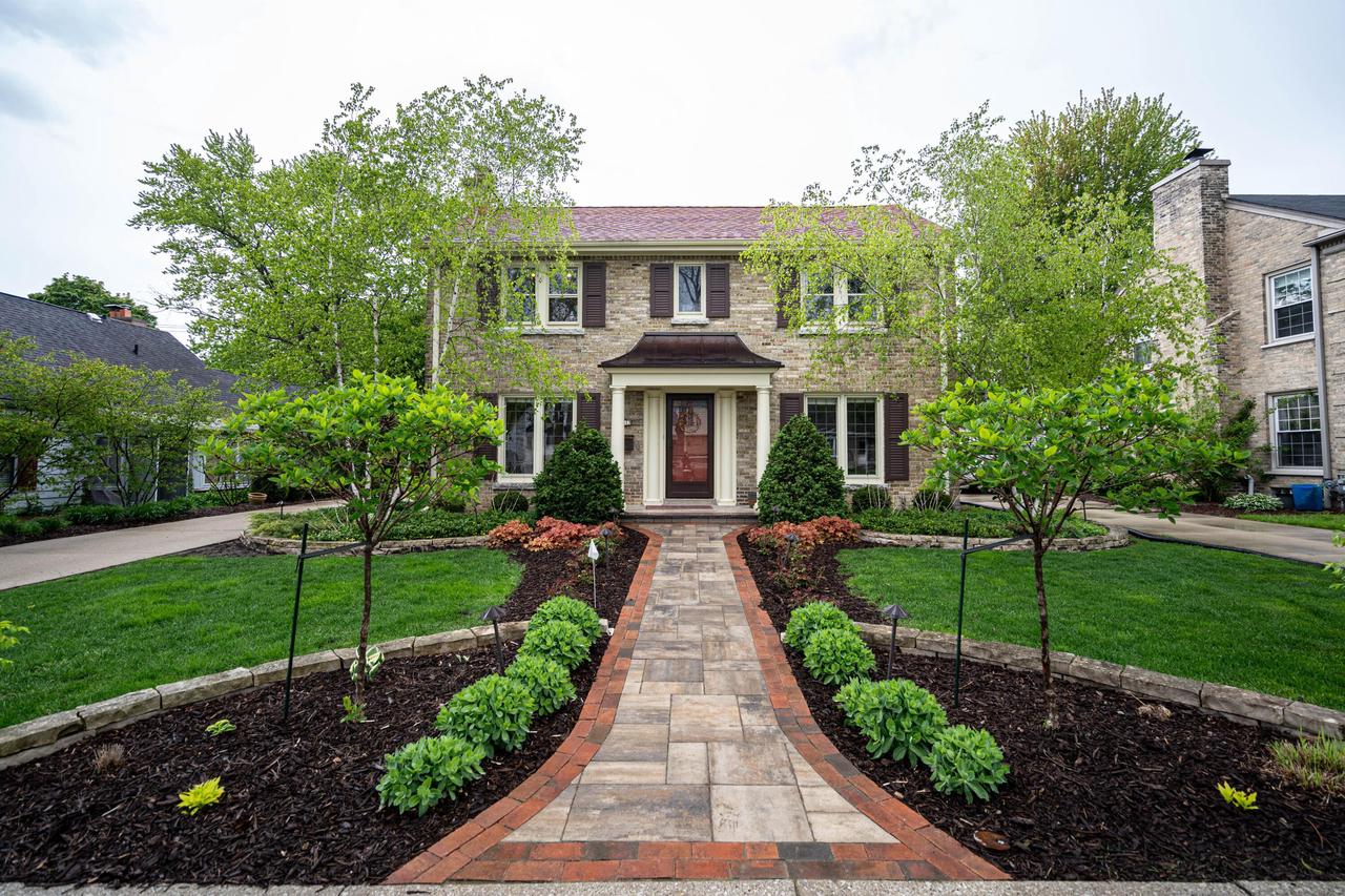 2413 North 86th STREET