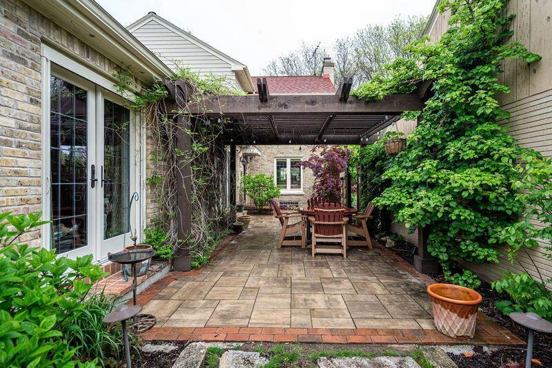 2413 North 86th STREET