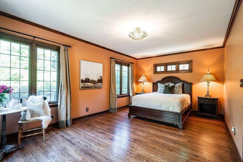 2413 North 86th STREET