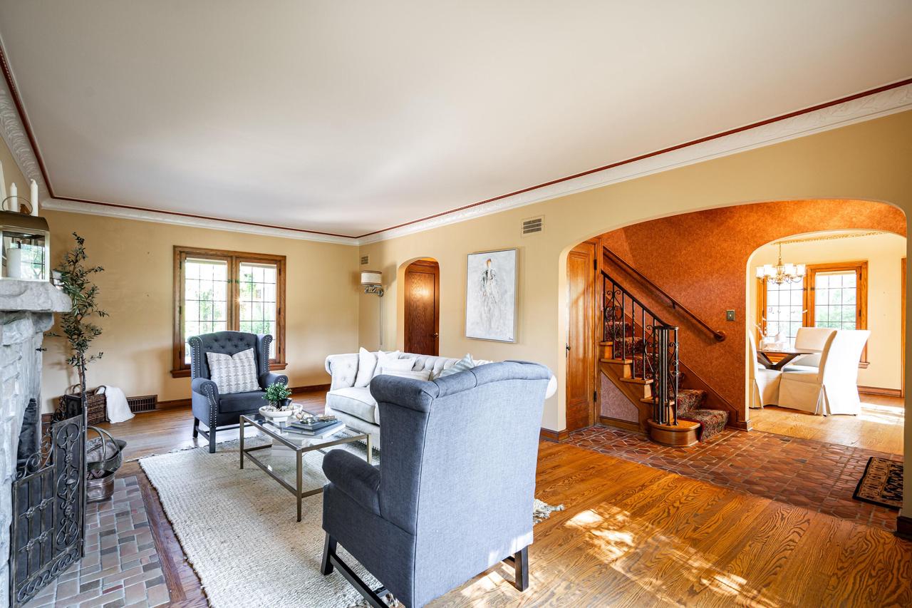 2413 North 86th STREET