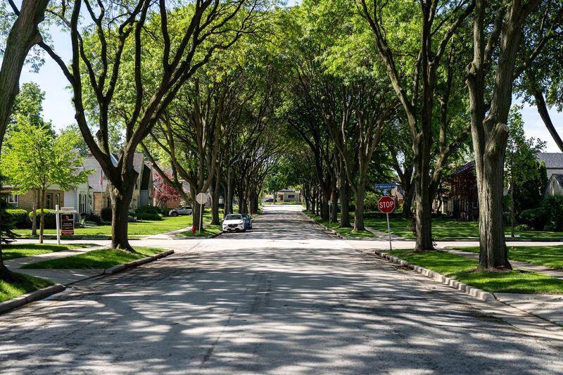 2413 North 86th STREET