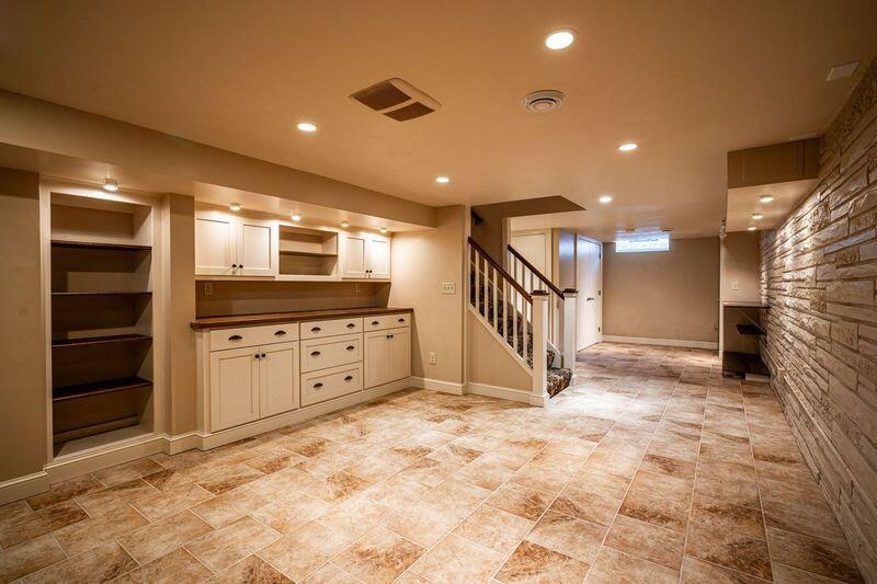 2413 North 86th STREET