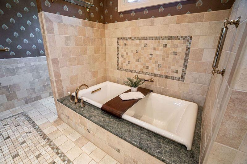 2413 North 86th STREET