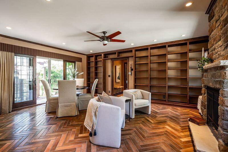 2413 North 86th STREET