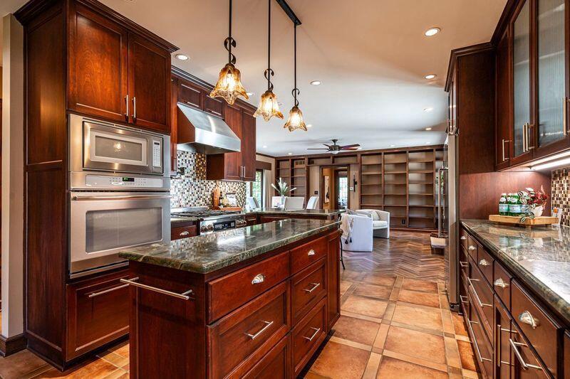 2413 North 86th STREET