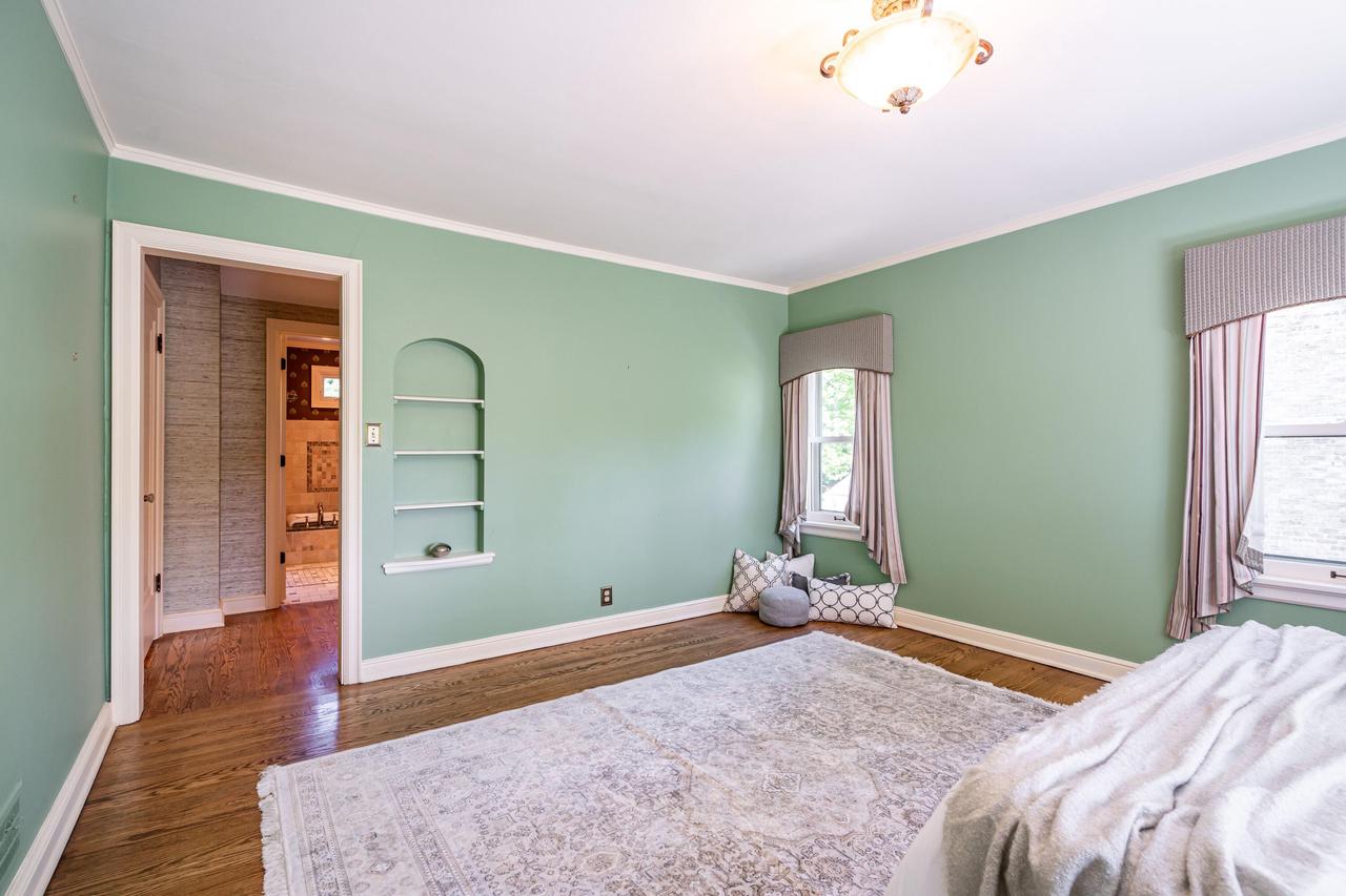 2413 North 86th STREET