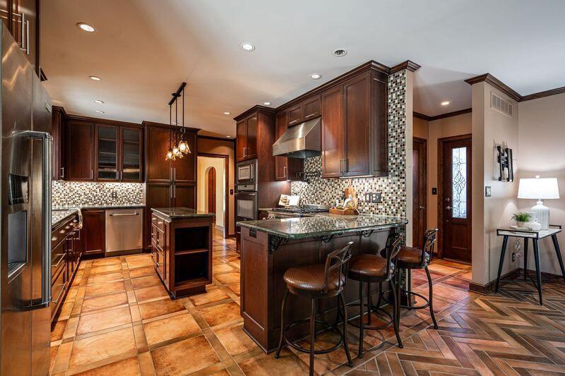 2413 North 86th STREET