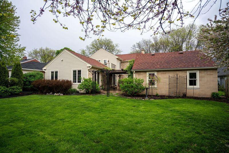 2413 North 86th STREET