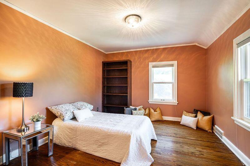 2413 North 86th STREET