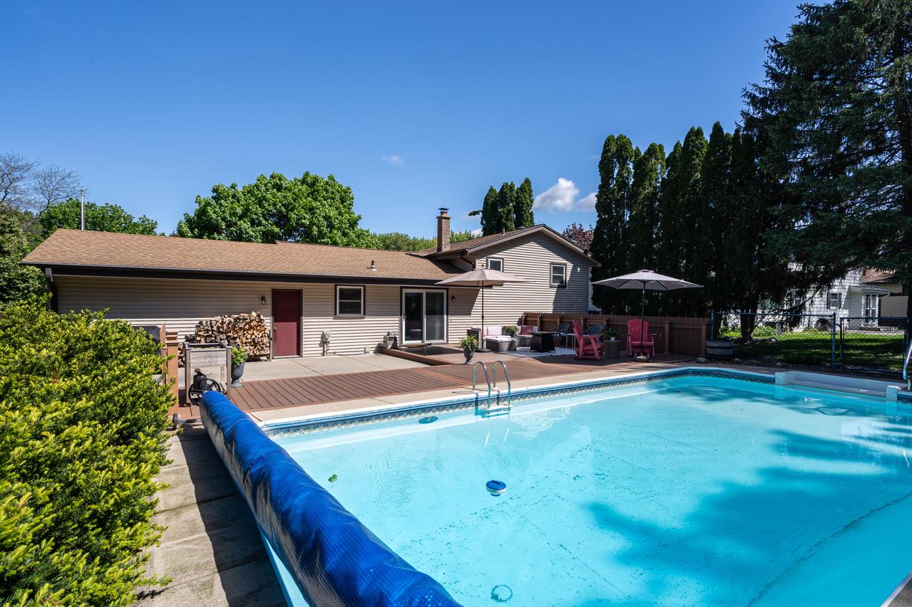 N70W23801 Prides ROAD